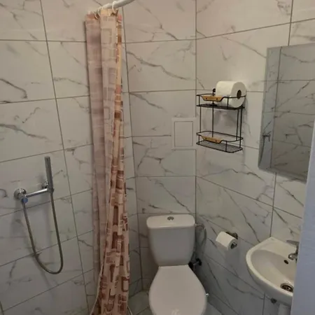 Kwatera prywatna I Morski Krysztal & Lotos